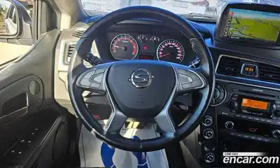 SsangYong Korando 2016 2.0 Автомат в Москве № 36192, миниатюра 8