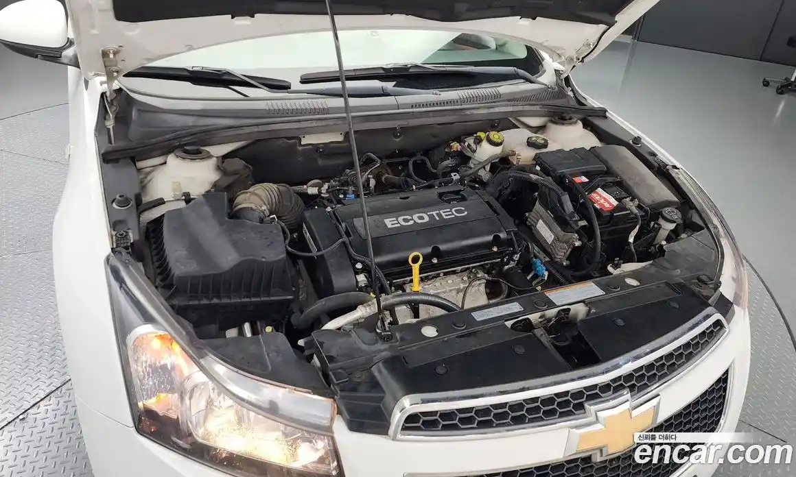 Chevrolet Cruze 2011 1.6 Автомат в Москве № 37157, фото 12