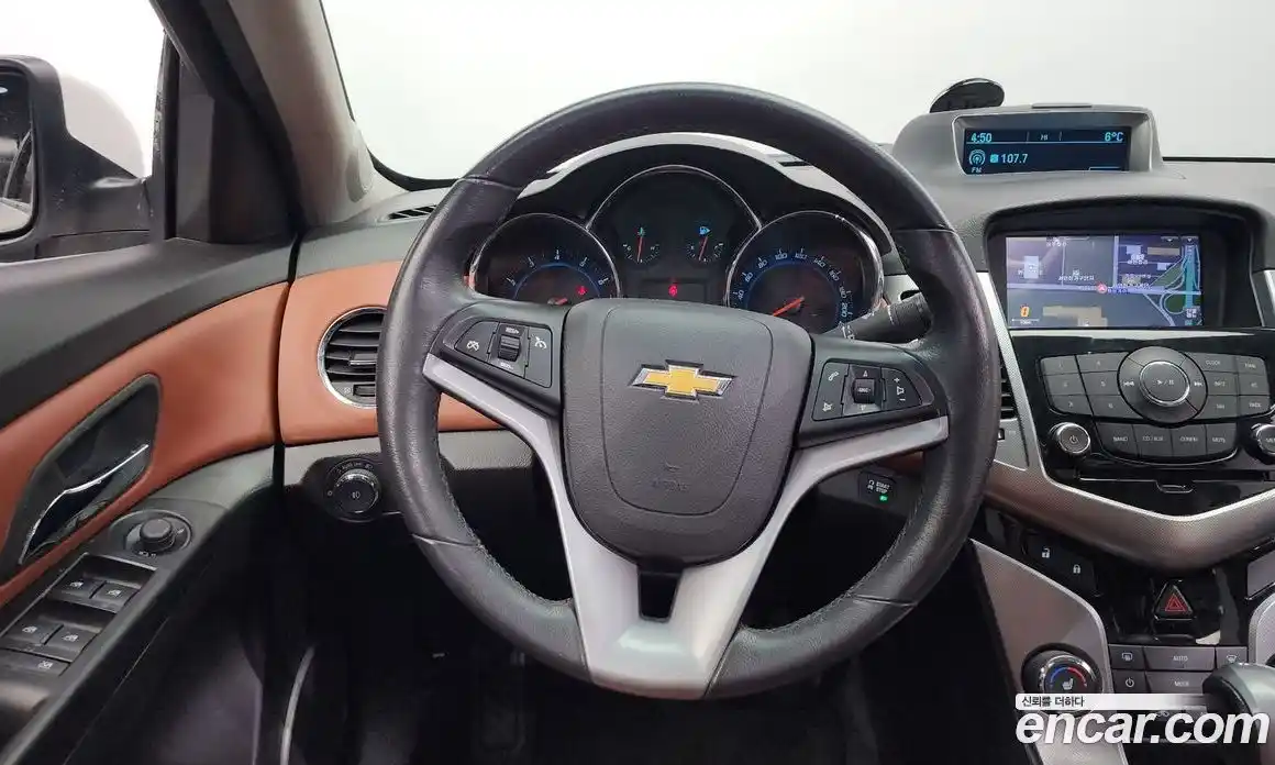 Chevrolet Cruze 2011 1.6 Автомат в Москве № 37157, фото 15