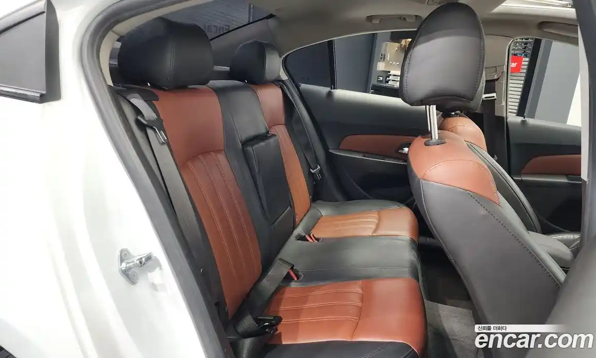 Chevrolet Cruze 2011 1.6 Автомат в Москве № 37157, фото 6