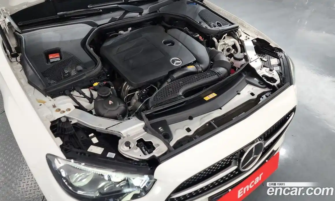 Mercedes-Benz E-Class 2021 2.0 Автомат в Москве № 372598, фото 6