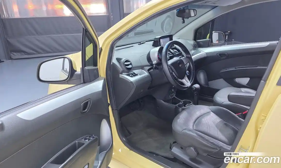 Chevrolet Spark 2013 1.0 Автомат в Москве № 37307, фото 13