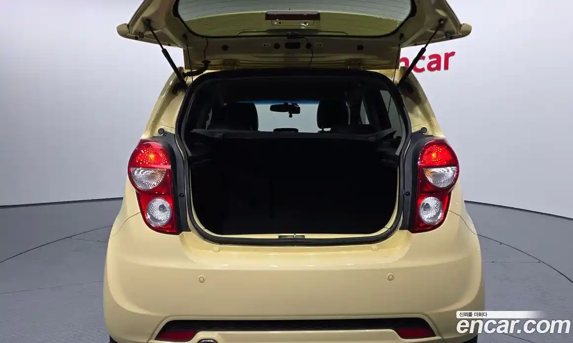 Chevrolet Spark 2013 1.0 Автомат в Москве № 37307, фото 3