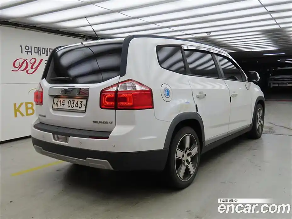 Chevrolet Orlando 2015 2.0 Автомат в Москве № 37971, фото 4