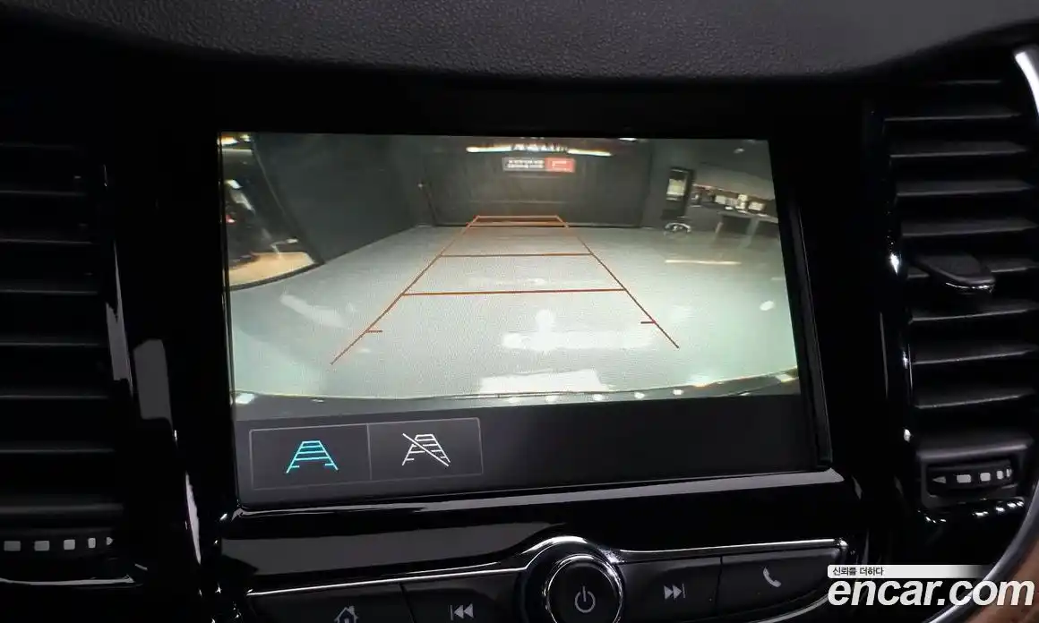 Chevrolet Trax 2018 1.4 Автомат в Москве № 390161, фото 14