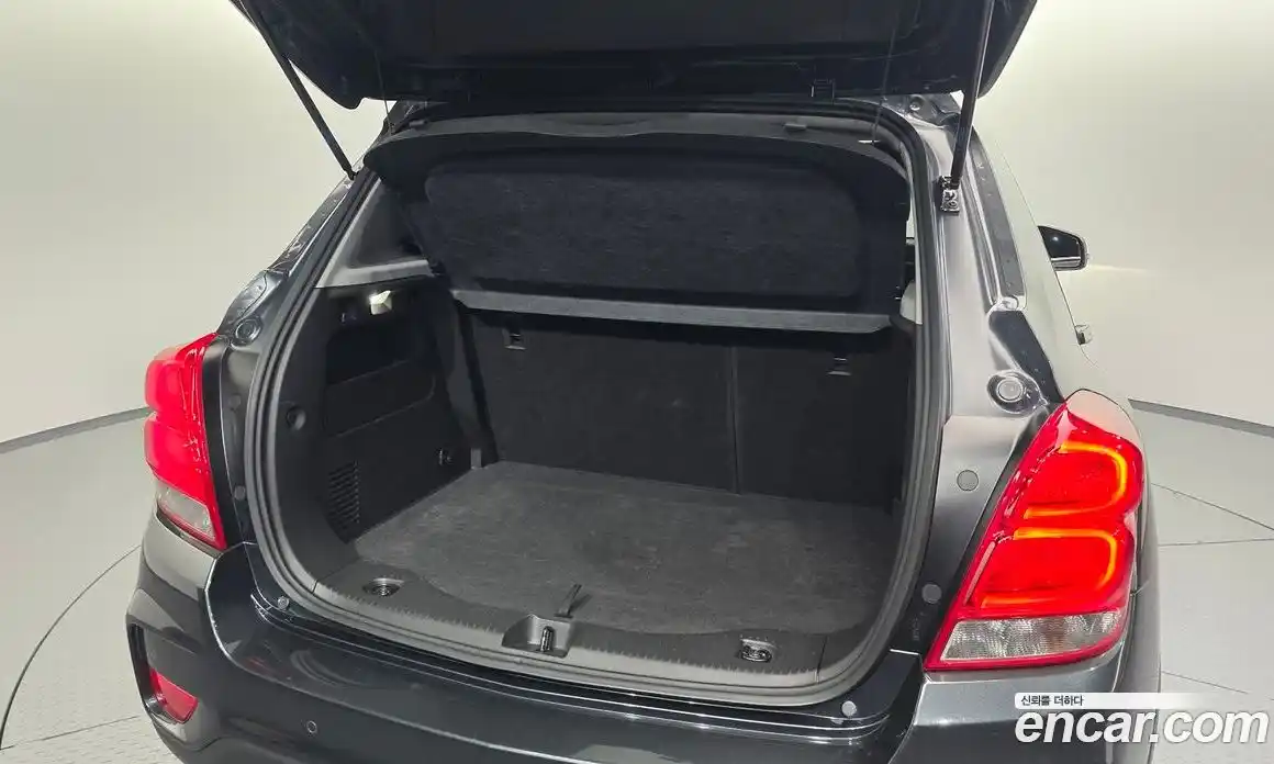 Chevrolet Trax 2018 1.4 Автомат в Москве № 390161, фото 19