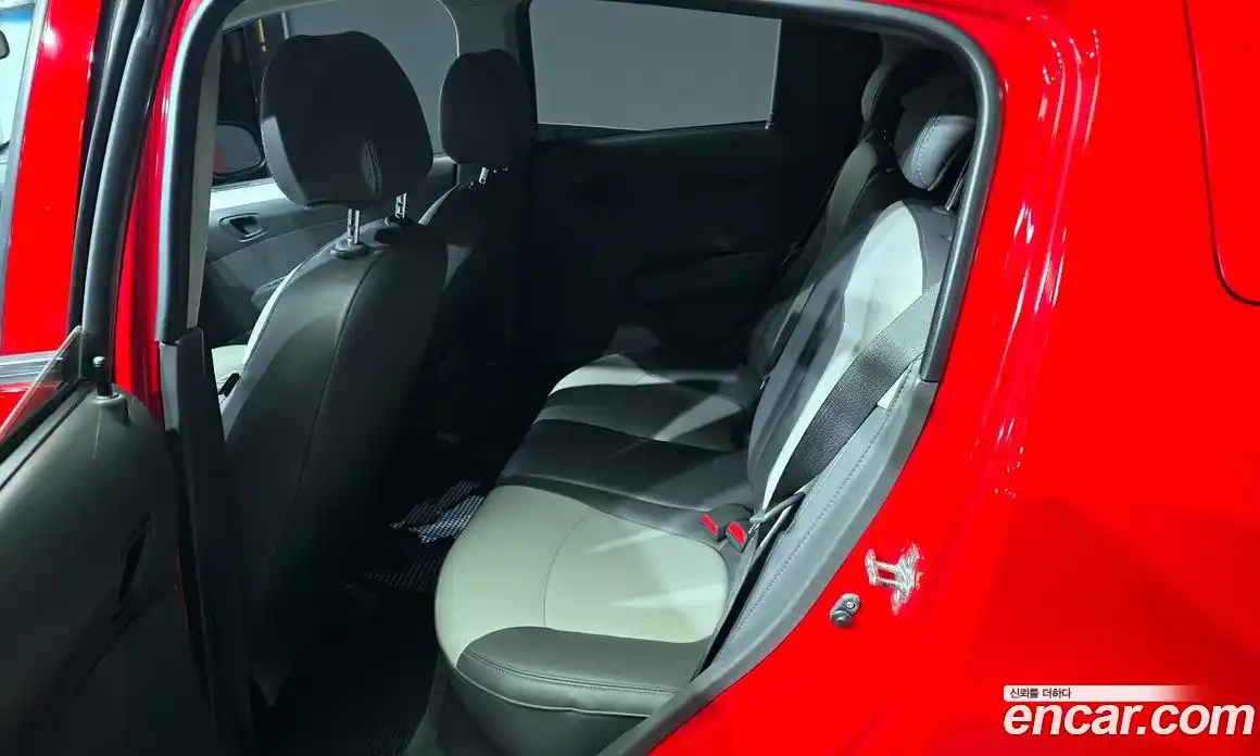 Chevrolet Spark 2014 1.0 Автомат в Москве № 40007, фото 3