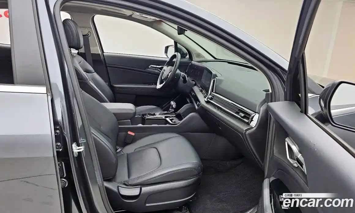 Kia Sportage 2023 1.6 Автомат в Москве № 401249, фото 11