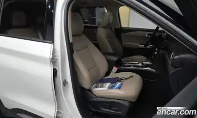 Ford Explorer 2023 2.3 Автомат в Москве № 402973, миниатюра 11