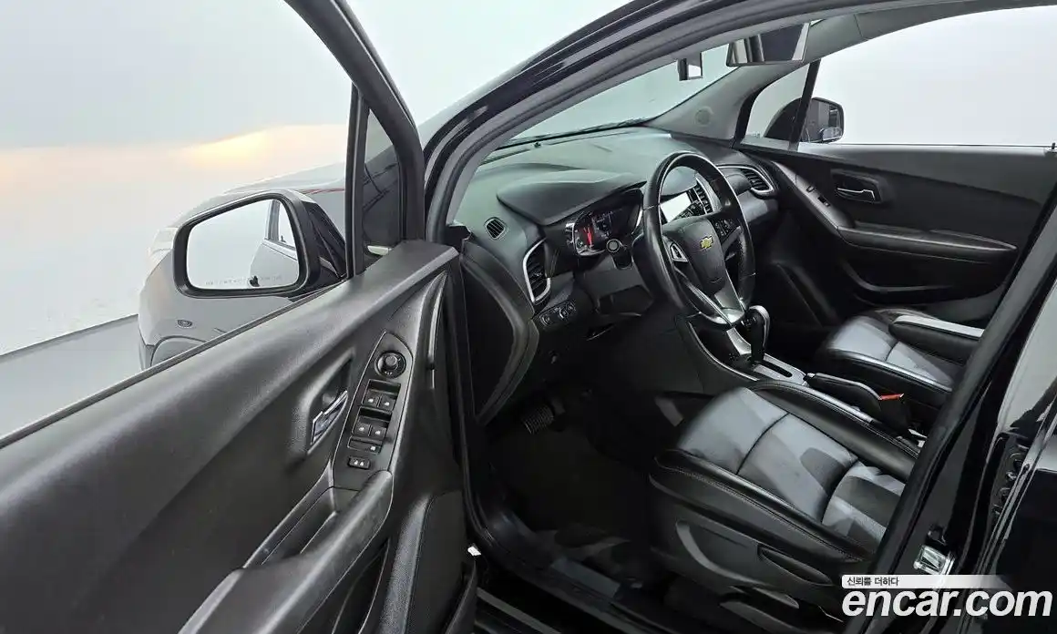 Chevrolet Trax 2019 1.4 Автомат в Москве № 40851, фото 17