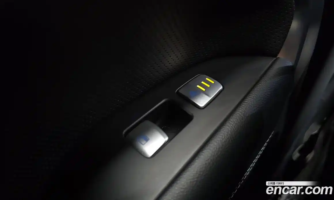 Genesis G70 2018 2.0 Автомат в Москве № 44969, фото 20