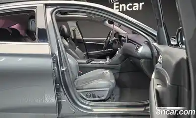 Genesis G70 2018 2.0 Автомат в Москве № 44969, миниатюра 5