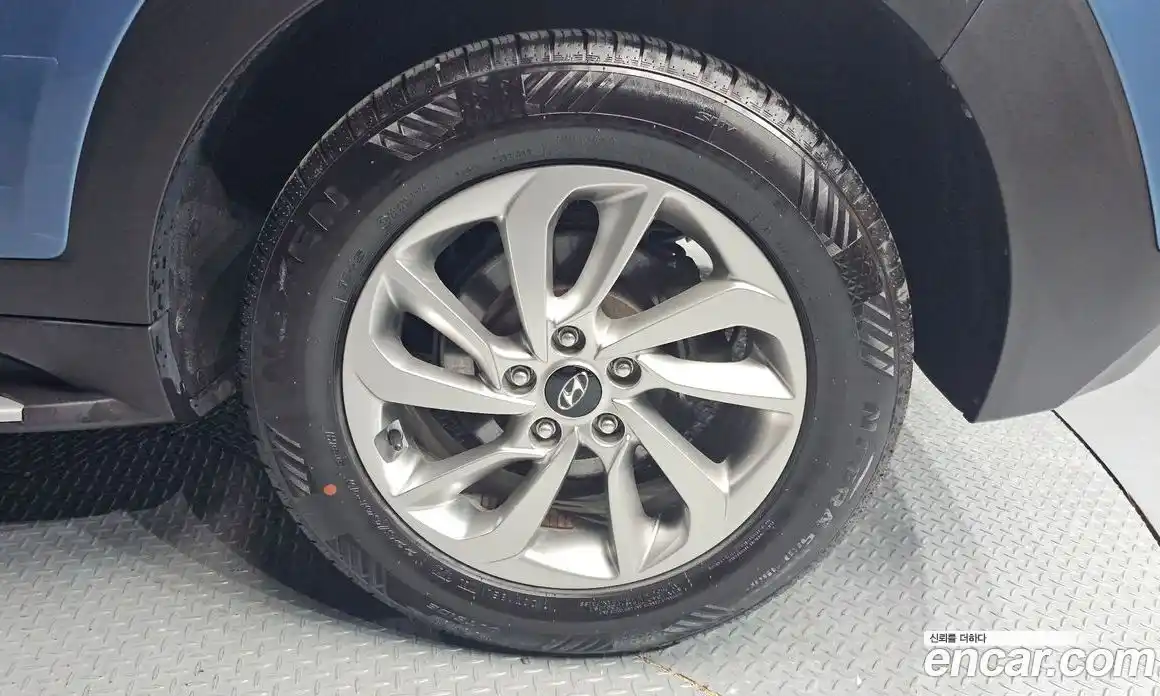 Hyundai Tucson 2016 1.7 Автомат в Москве № 47977, фото 15