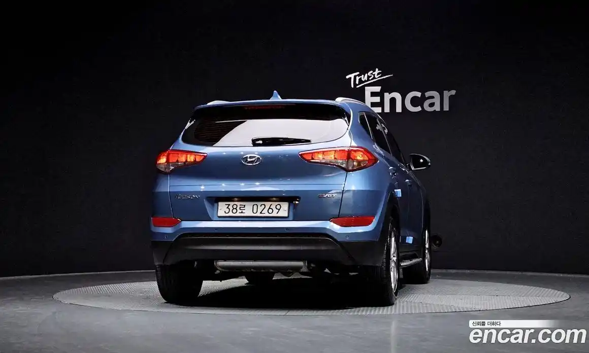 Hyundai Tucson 2016 1.7 Автомат в Москве № 47977, фото 7