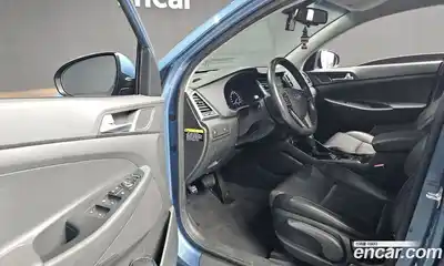 Hyundai Tucson 2016 1.7 Автомат в Москве № 47977, миниатюра 9