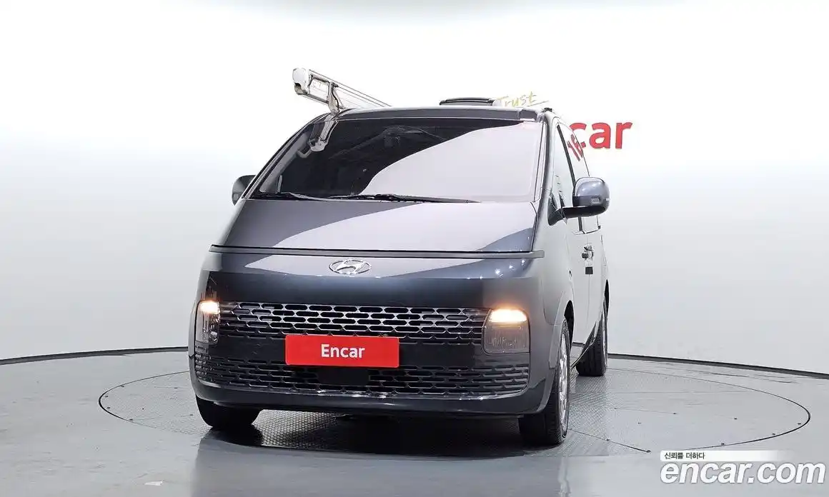 Hyundai Staria 2022 2.2 Автомат в Москве № 49271, фото 3