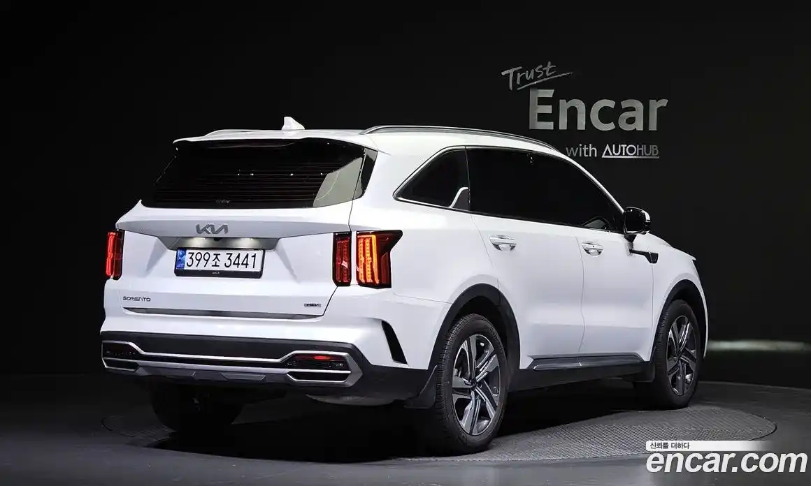 Kia Sorento 2023 1.6 Автомат в Москве № 52408, фото 15