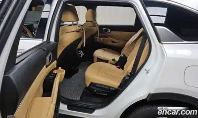 Kia Sorento 2023 1.6 Автомат в Москве № 52408, миниатюра 9