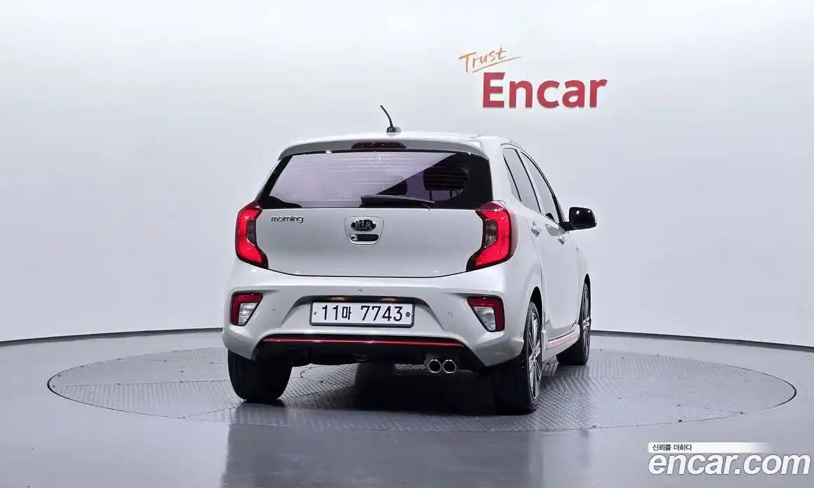 Kia Morning 2017 1.0 Автомат в Москве № 53209, фото 7