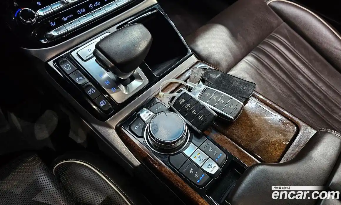 Genesis EQ900 2016 5.0 Автомат в Москве № 56433, фото 3