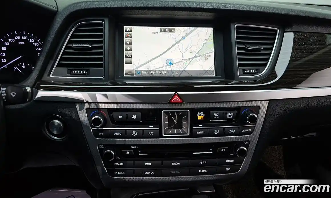 Genesis G80 2017 3.3 Автомат в Москве № 57960, фото 12