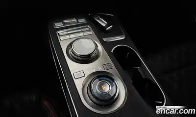 Genesis GV70 2024 2.5 Автомат в Москве № 80587, миниатюра 10