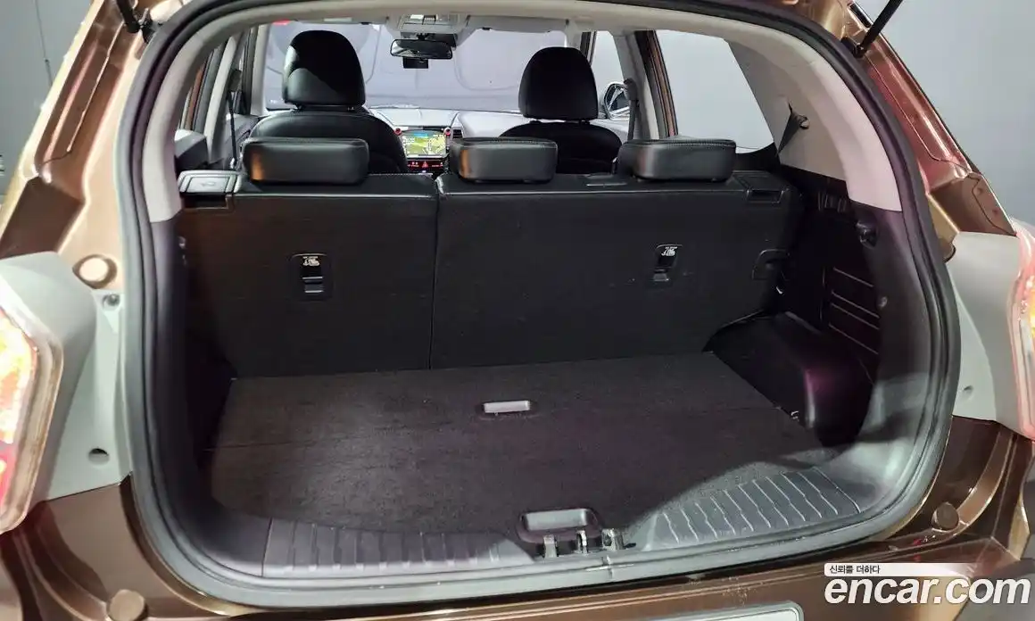 SsangYong TIBOLI 2017 1.6 Автомат в Москве № 86464, фото 13