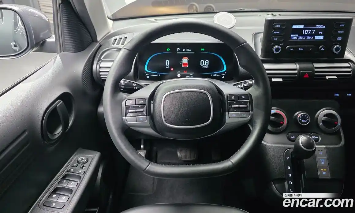 Hyundai Casper 2024 1.0 Автомат в Москве № 86937, фото 9