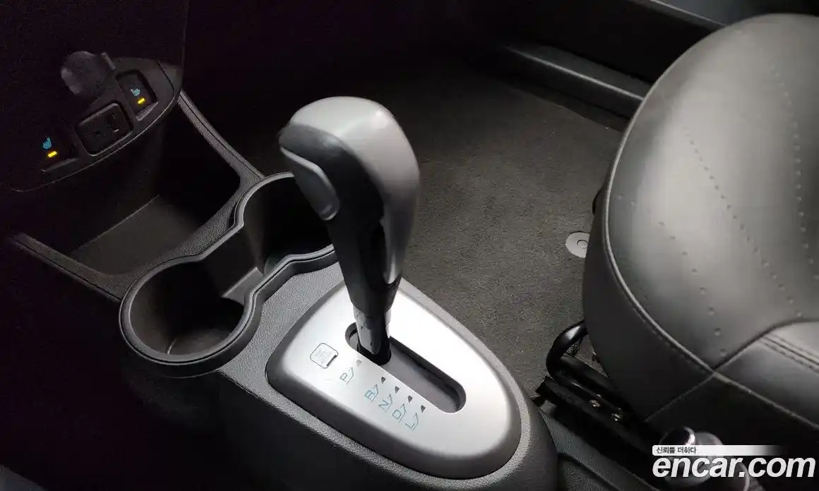 Chevrolet Spark 2015 1.0 Автомат в Москве № 91354, фото 6