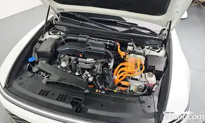 Hyundai Grandeur 2024 1.6 Автомат в Москве № 9282, миниатюра 4