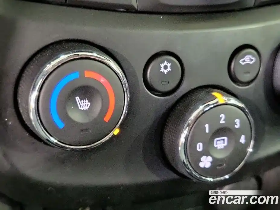 Chevrolet Trax 2018 1.4 Автомат в Москве № 95874, фото 13