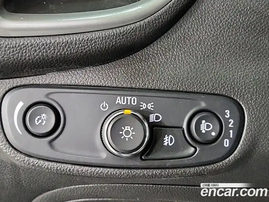 Chevrolet Trax 2018 1.4 Автомат в Москве № 95874, фото 10