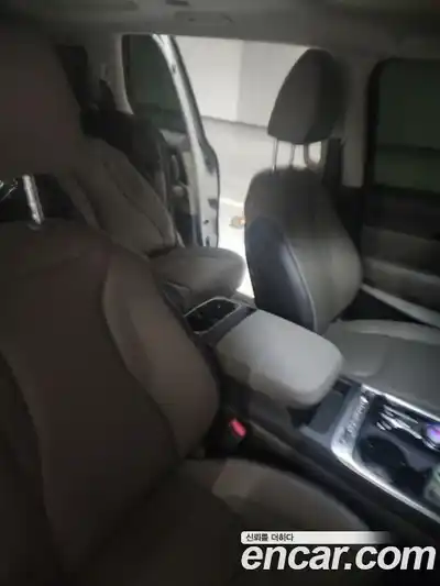 Kia Canival 2026 1.6 Автомат в Москве № 102090, миниатюра 5