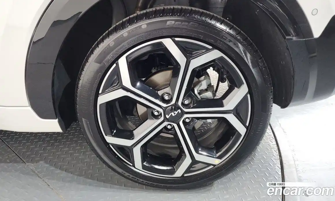 Kia Niro 2025 1.6 Автомат в Москве № 102165, фото 5