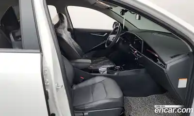 Kia Niro 2025 1.6 Автомат в Москве № 102165, миниатюра 6