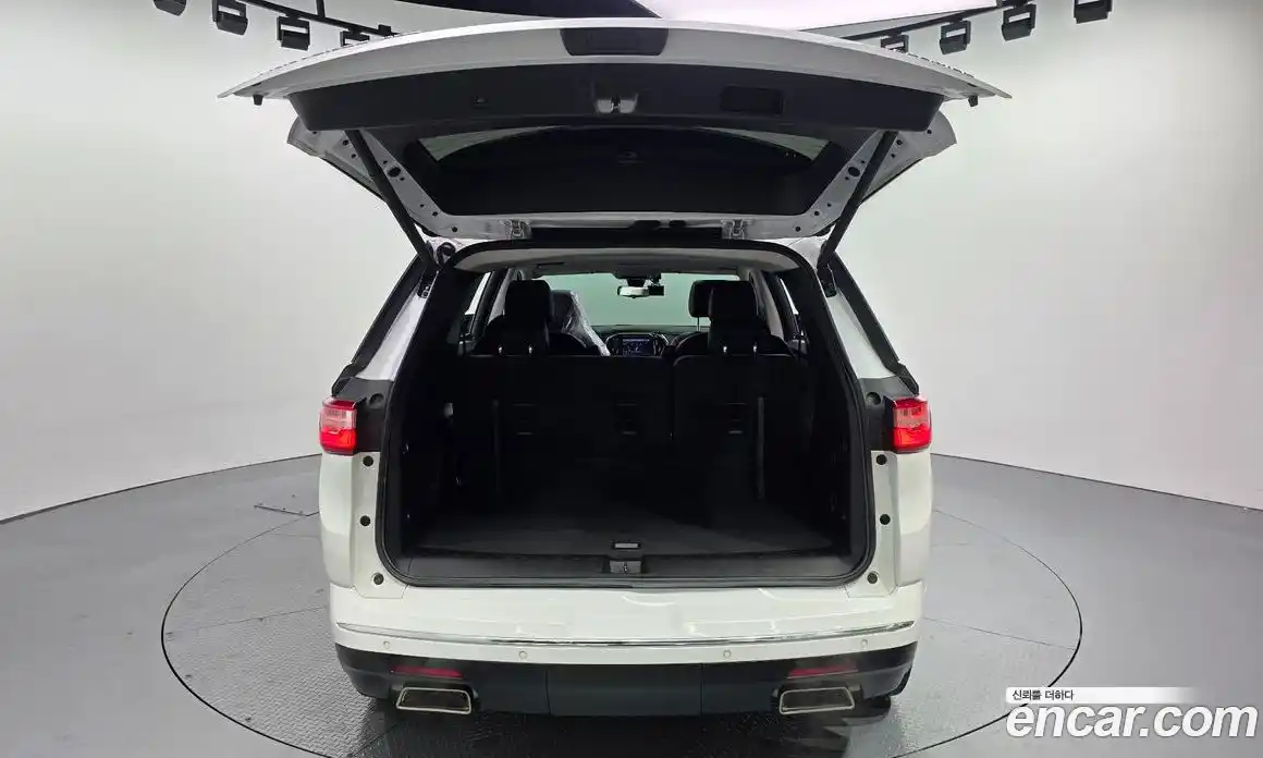 Chevrolet Traverse 2021 3.6 Автомат в Москве № 104680, фото 6