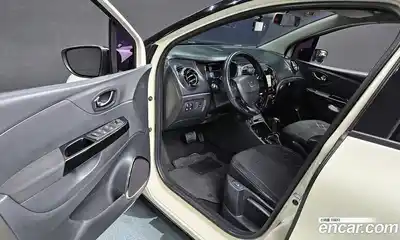 Renault QM3 2014 1.5 Автомат в Москве № 106927, миниатюра 11