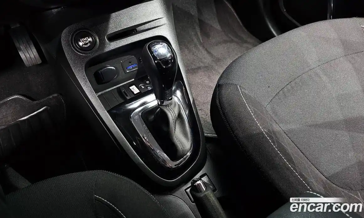 Renault QM3 2014 1.5 Автомат в Москве № 106927, фото 9