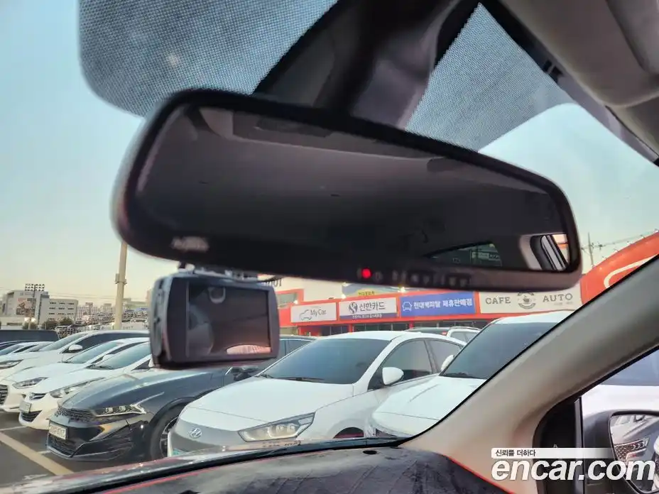 Renault QM5 2014 2.0 Автомат в Москве № 107102, фото 12