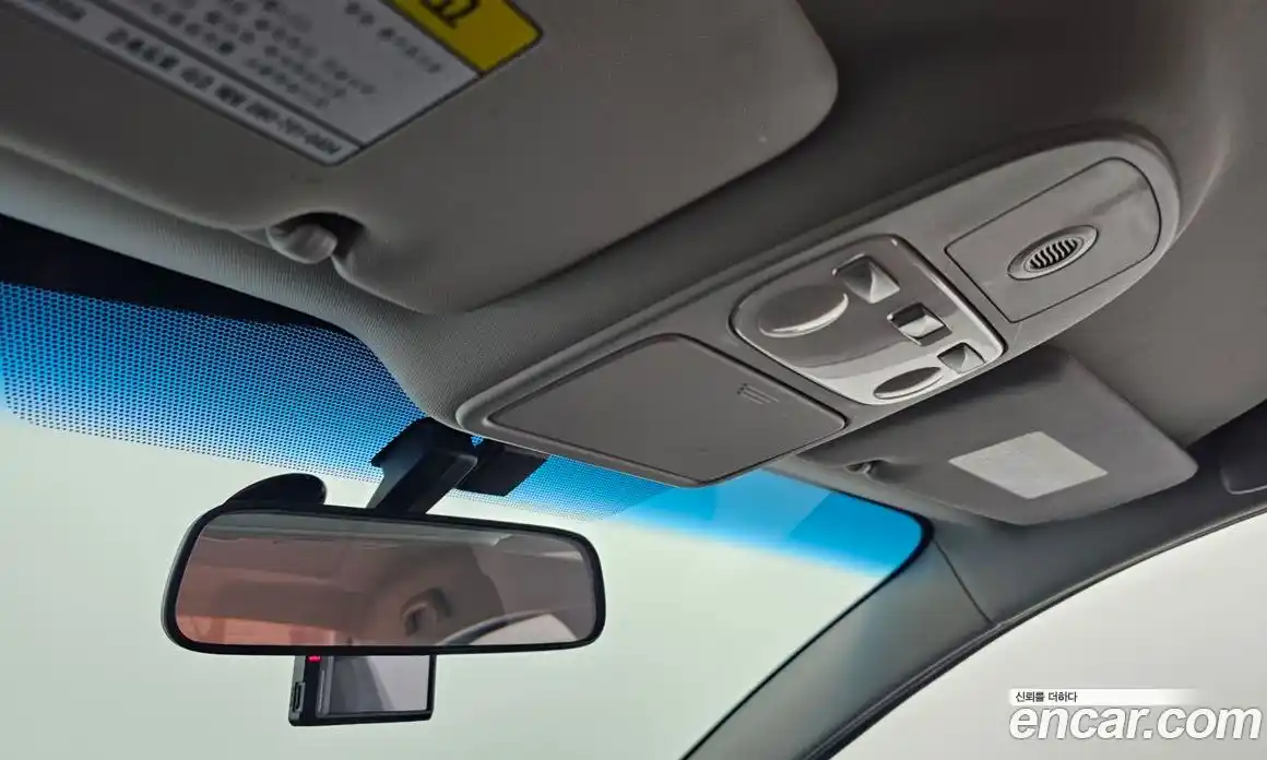 Renault SM3 2010 1.6 Автомат в Москве № 107413, фото 18