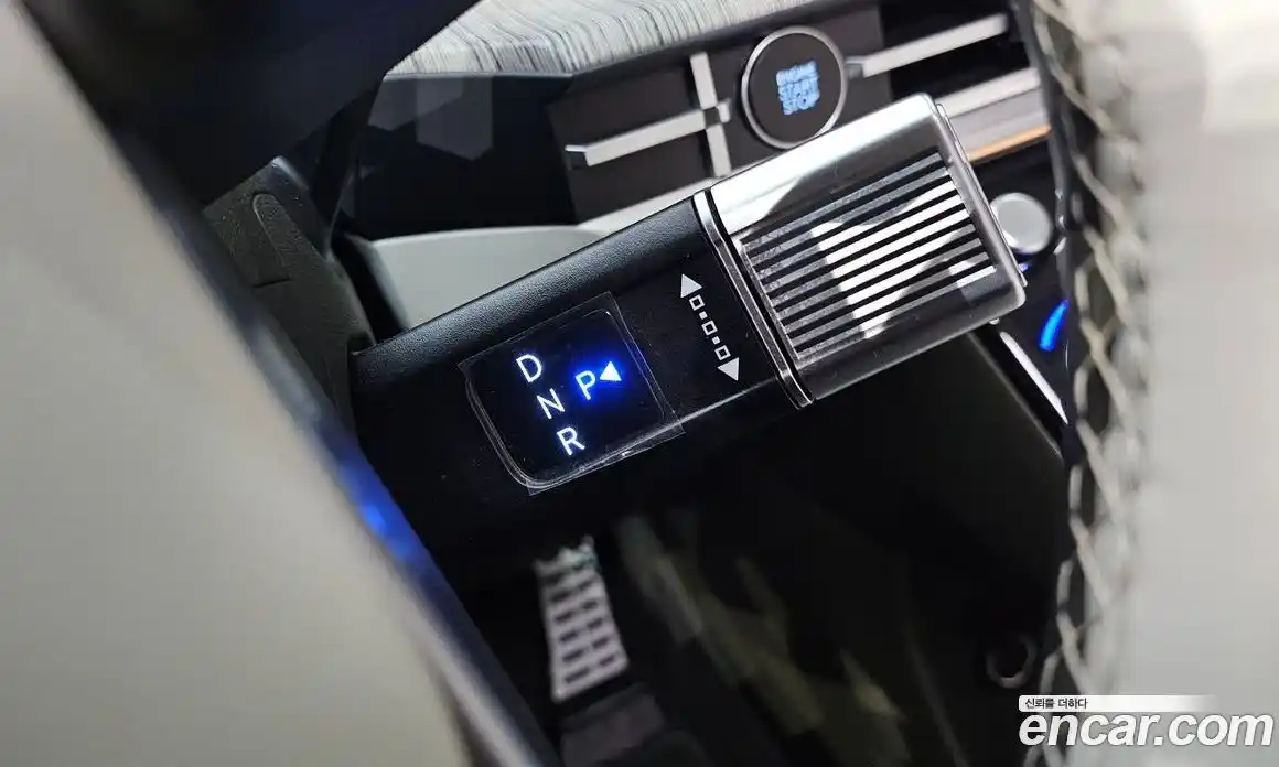 Hyundai Santa Fe 2024 1.6 Автомат в Москве № 107877, фото 9