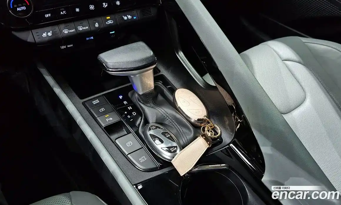 Hyundai Avante 2024 1.6 Автомат в Москве № 108436, фото 9