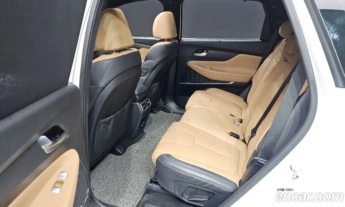 Hyundai Santa Fe 2022 1.6 Автомат в Москве № 110301, фото 16