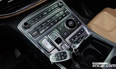 Hyundai Santa Fe 2022 1.6 Автомат в Москве № 110301, миниатюра 9