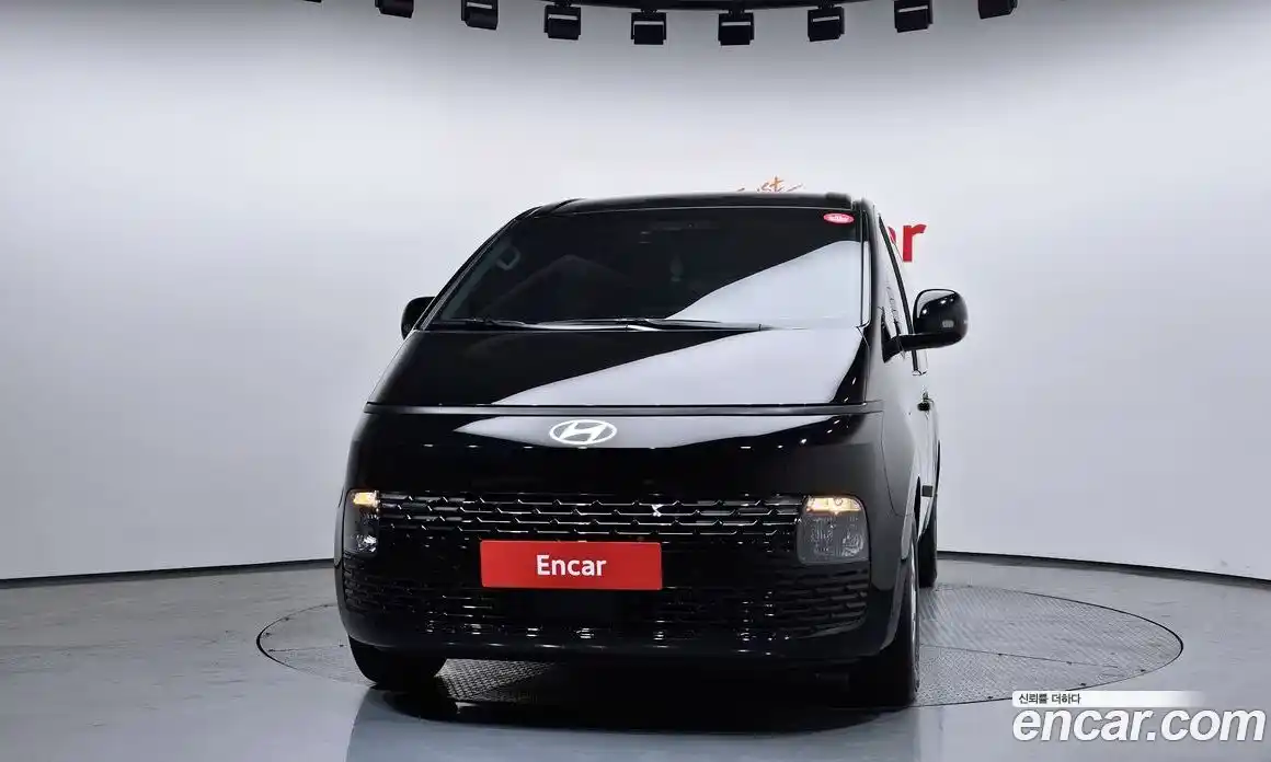 Hyundai Staria 2025 1.6 Автомат в Москве № 111005, фото 3