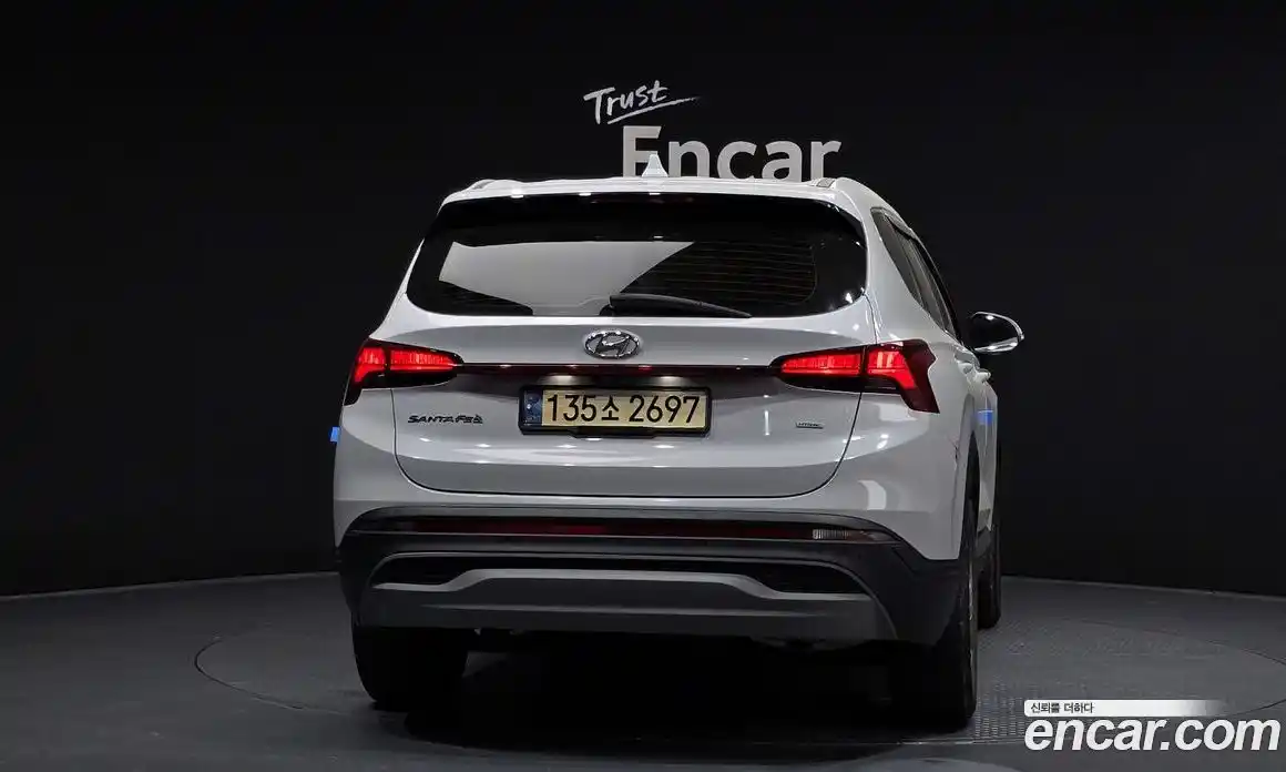 Hyundai Santa Fe 2022 2.5 Автомат в Москве № 112714, фото 16