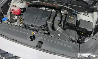 Hyundai Santa Fe 2022 2.5 Автомат в Москве № 112714, миниатюра 9