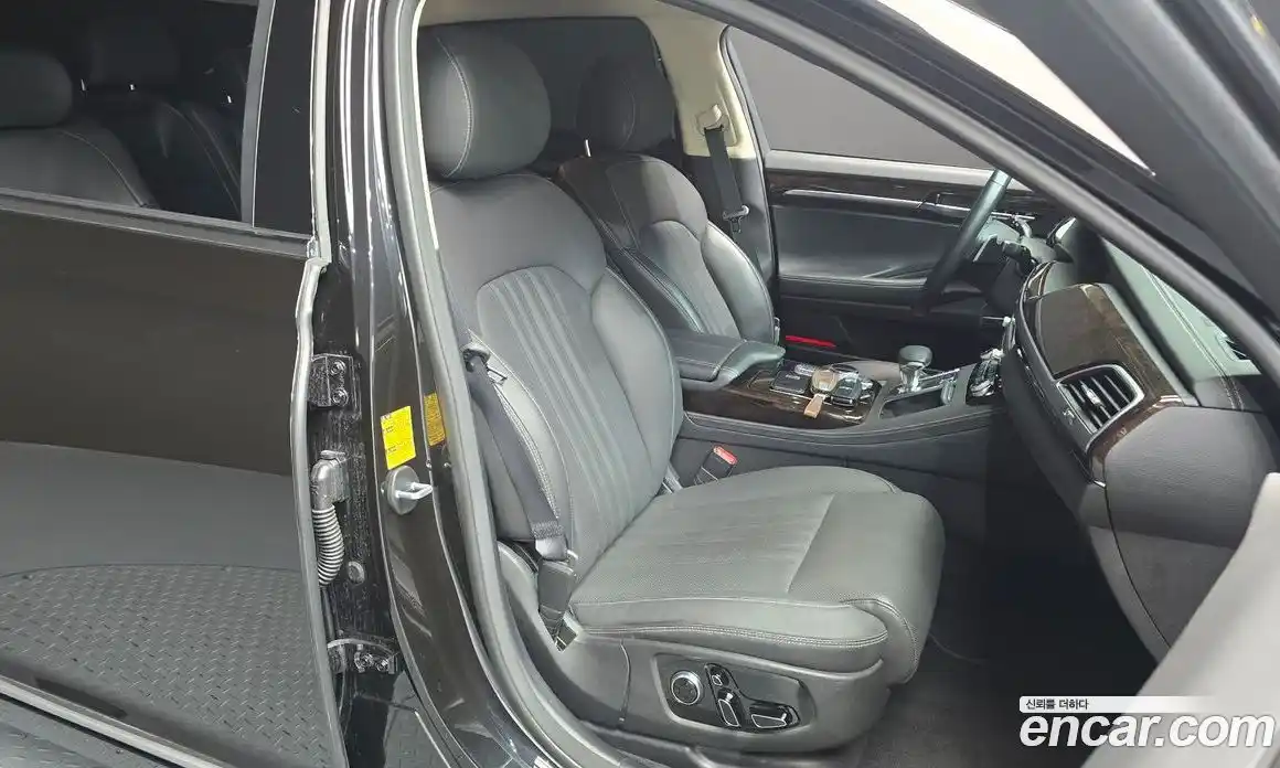 Genesis G90 2019 3.3 Автомат в Москве № 118119, фото 12