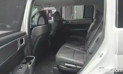 Hyundai Santa Fe 2025 2.5 Автомат в Москве № 119585, миниатюра 4