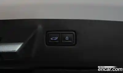 Hyundai Santa Fe 2025 2.5 Автомат в Москве № 119585, миниатюра 7